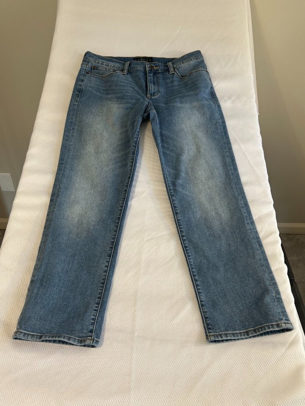 Lucky Brand Jeans Women Sweet Crop Size 10  or 30"